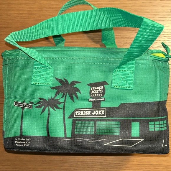 NWT Trader Joe’s Green Mini Insulated Cooler Bag - Picture 13 of 14